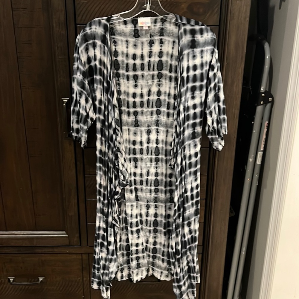Lularoe Shirley